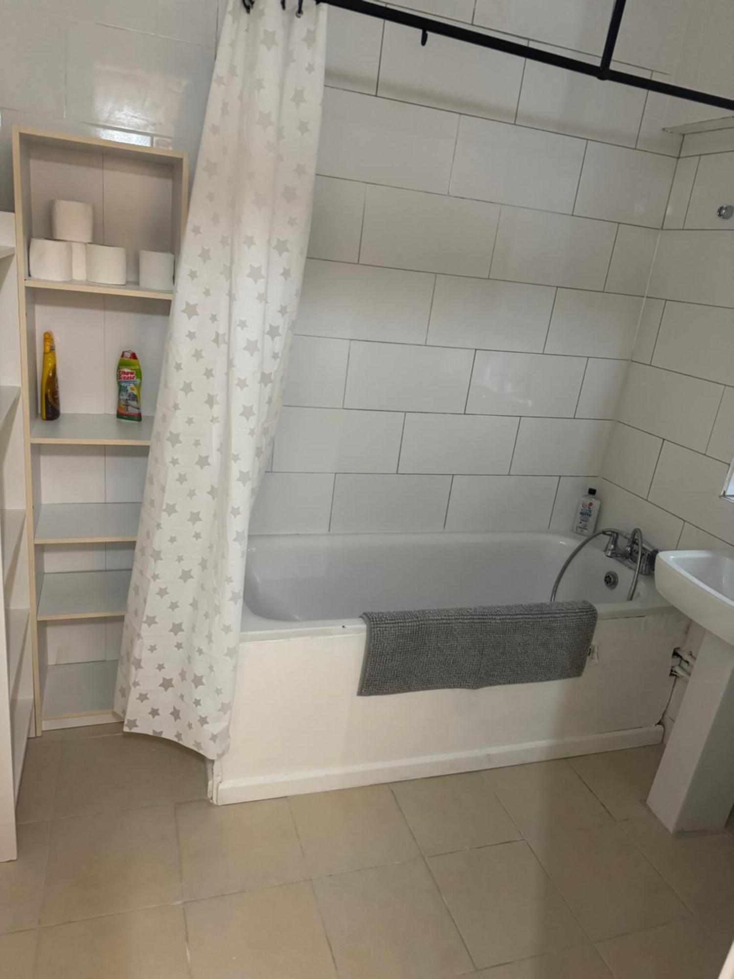 One Bedroom Apartment In Tower Bridge Road Londýn Exteriér fotografie